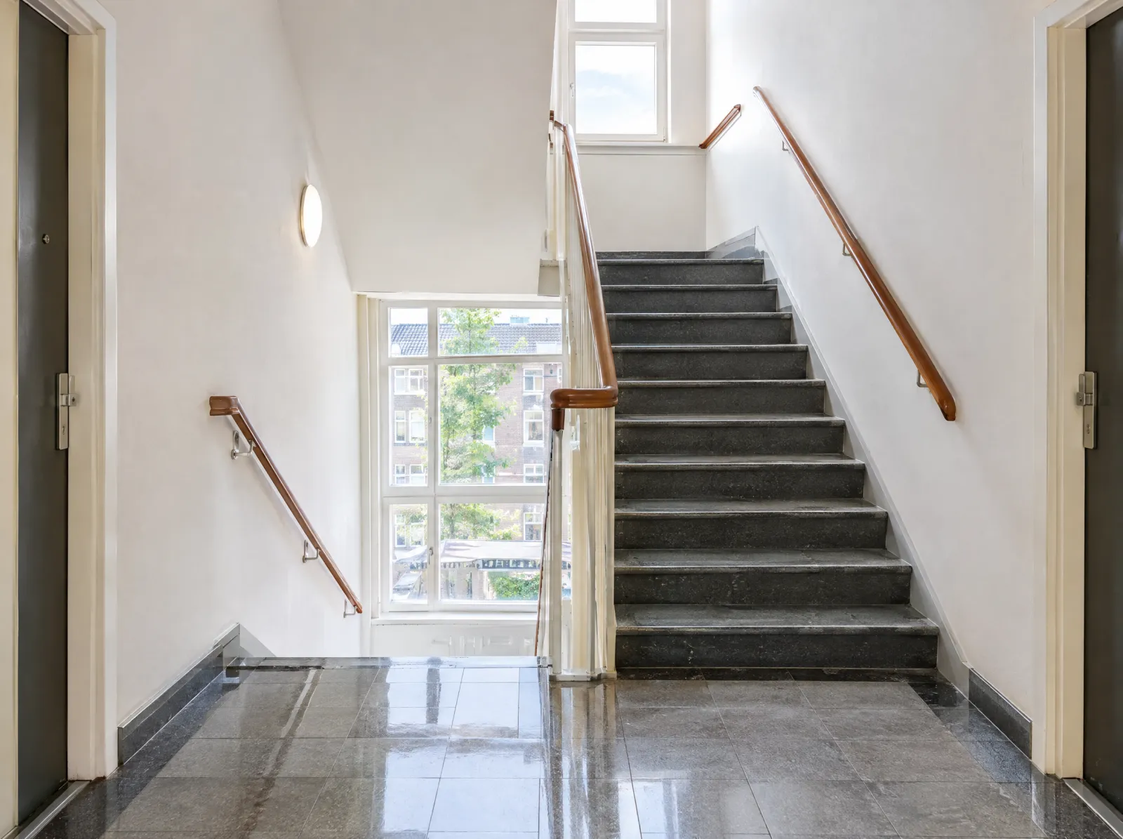 Trappenhuis VvE — na